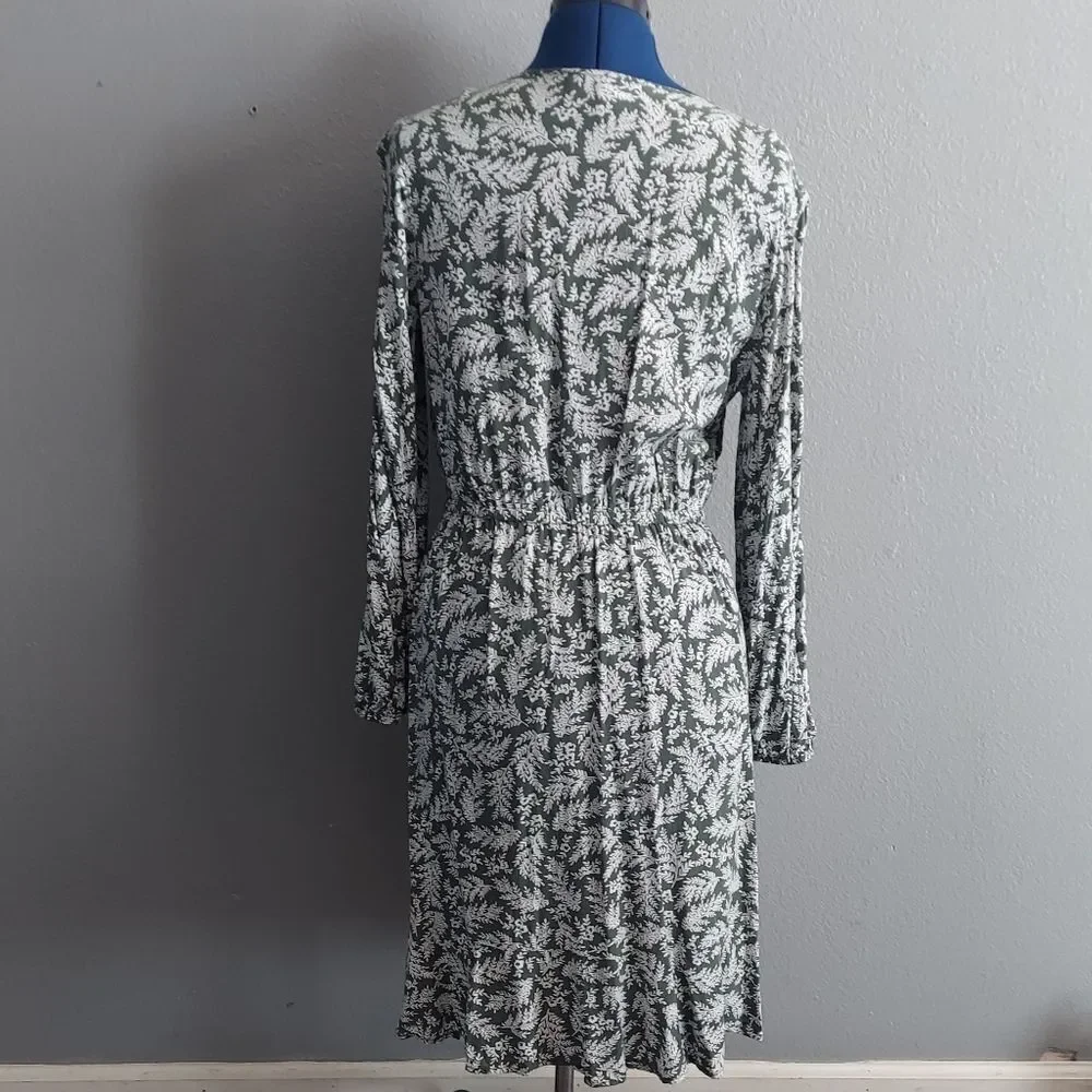 Old Navy Green Floral Dress Medium Tall